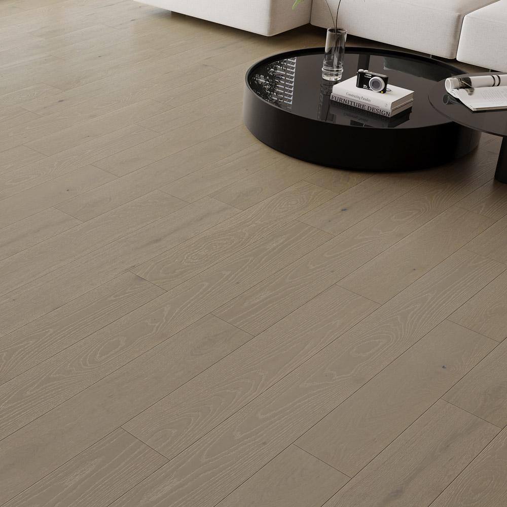 Selkirk Bright Andover 1/2 in. T x 7.5 in. W Tongue and Groove Wire Brushed Engineered Hardwood Flooring (31.09 sq.ft./case)