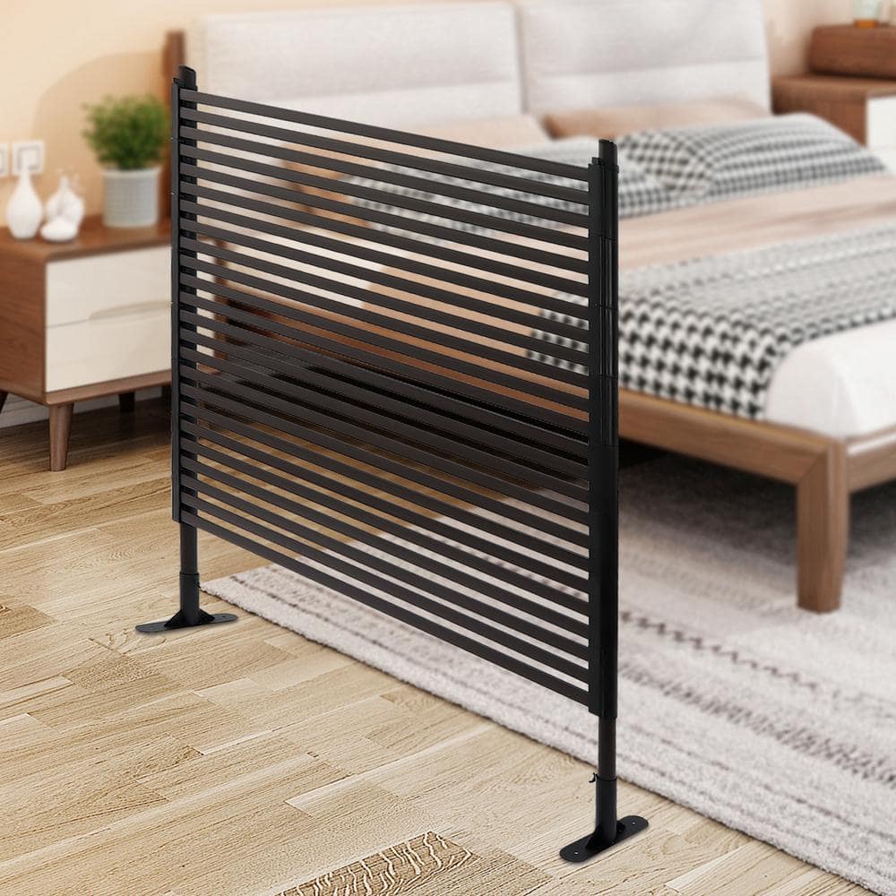 YIYIBYUS 4.92 ft. x 3.94 ft. Outdoor Metal Steel Freestanding Privacy Fence Screen Patio Garden Decorative Fence