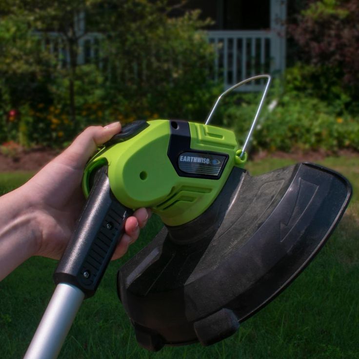 Earthwise 10 in. 20-Volt Lithium-Ion Cordless String Trimmer