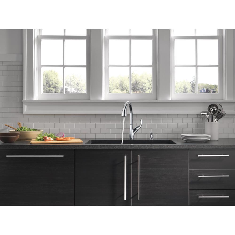 Parkwood Single-Handle Pull-Down Sprayer Kitchen Faucet in Chrome - Super Arbor