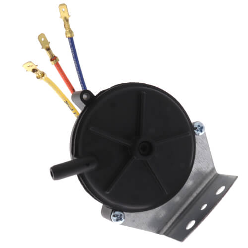 Goodman-Amana C6456508 pressure switch - detail view (Product Type: Pressure Switch)