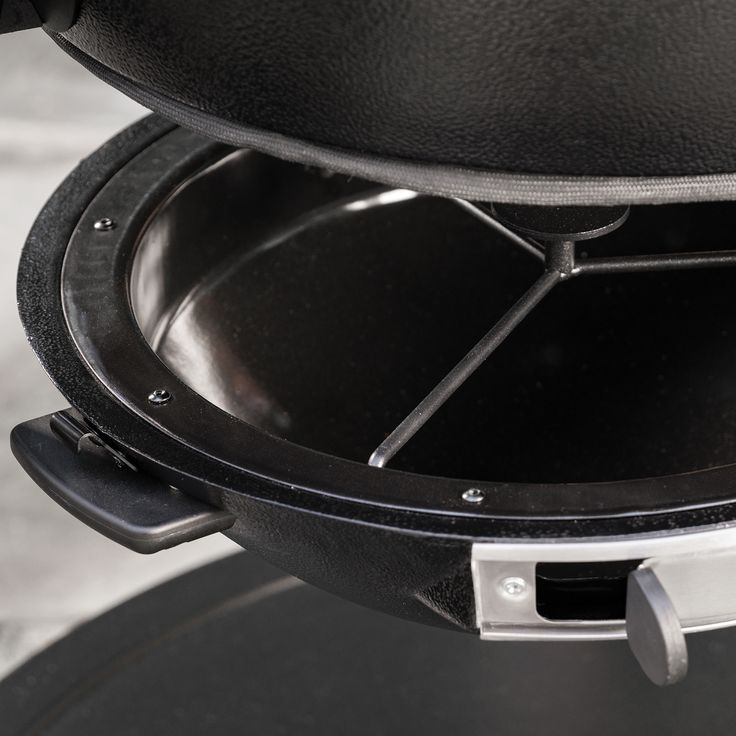 Char-Griller AKORN 20-in Black Kamado Charcoal Grill
