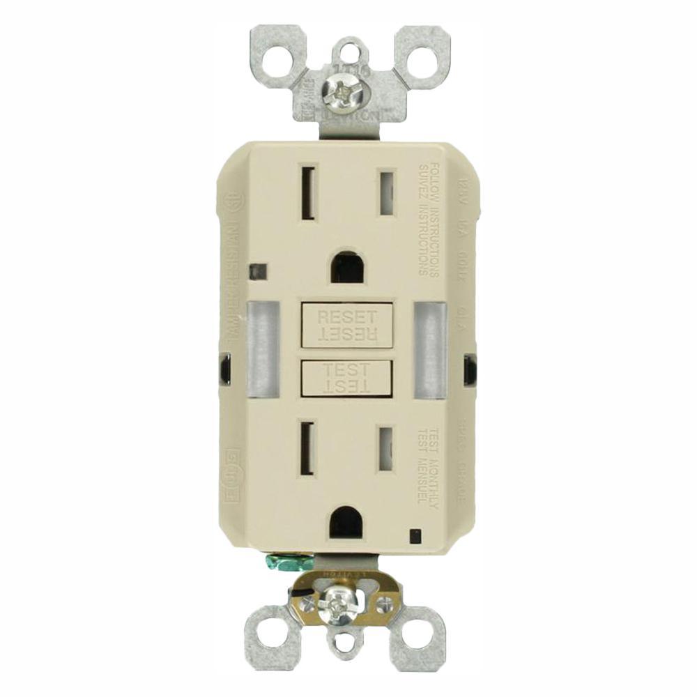 15 Amp Self-Test SmartlockPro Combo Duplex Guide Light and Tamper Resistant GFCI Outlet, White - Super Arbor