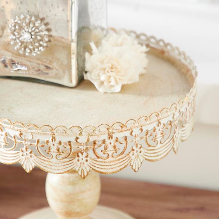 10 in. W x 9 in. H Round Whitewashed and Rust Brown Cake Stand with Cutout Bunting Overhang