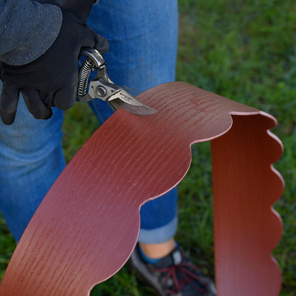 EasyFlex 20 ft. Red Woodgrain 2-in-1 Plastic Landscape Edging Kit - Super Arbor
