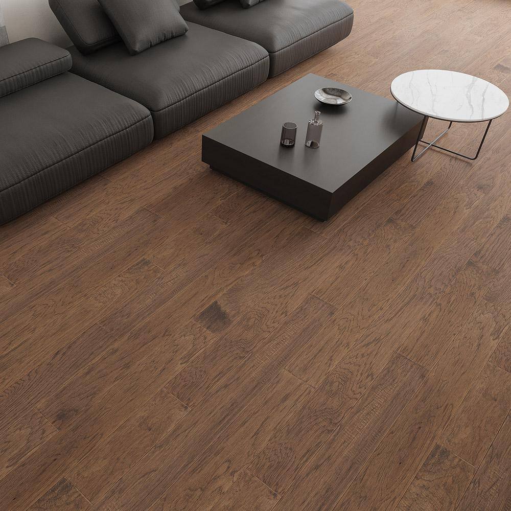 Selkirk Captival Hickory 3/8 in. T x 5 in. W Click Lock Hand Scraped Engineered Hardwood Flooring (25.83 sq.ft./case)