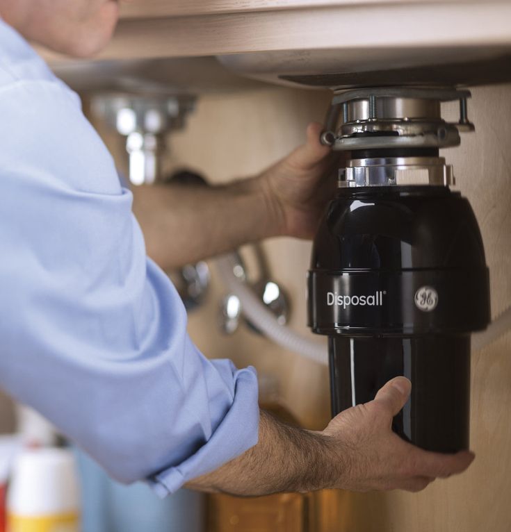GE 1/2 HP Continuous Feed Garbage Disposal