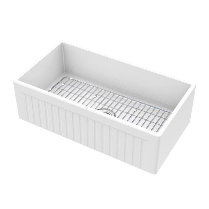 Farmhouse Apron Front Fireclay 33 in. Fluted Single Bowl Kitchen Sink in White with Grid and Strainer