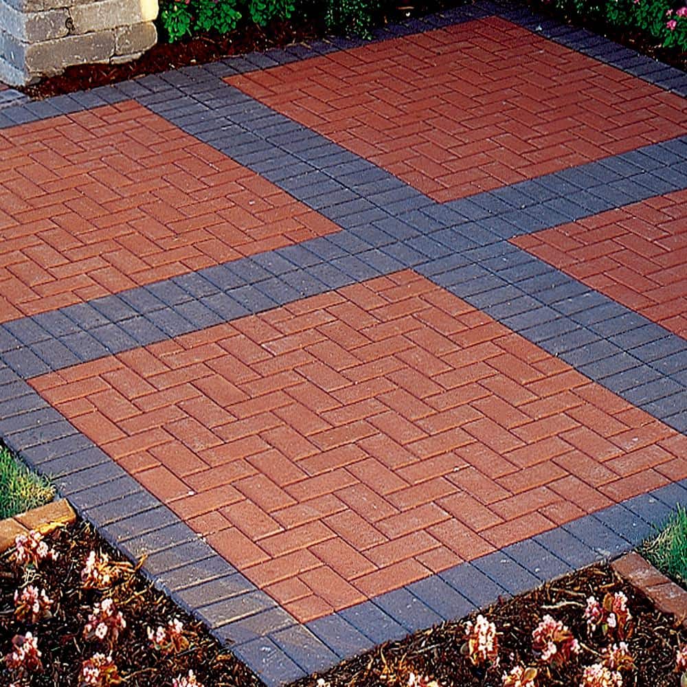 Pavestone Holland 45 mm 7.87 in. L x 3.94 in. W x 1.77 in. H Charcoal Concrete Paver (672-Piece/145 sq. ft./Pallet)