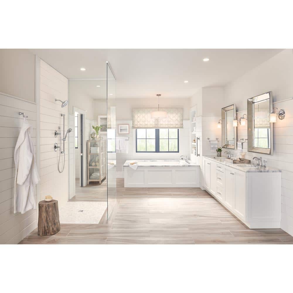 Moen Belfield 24 in. Towel Bar in Chrome