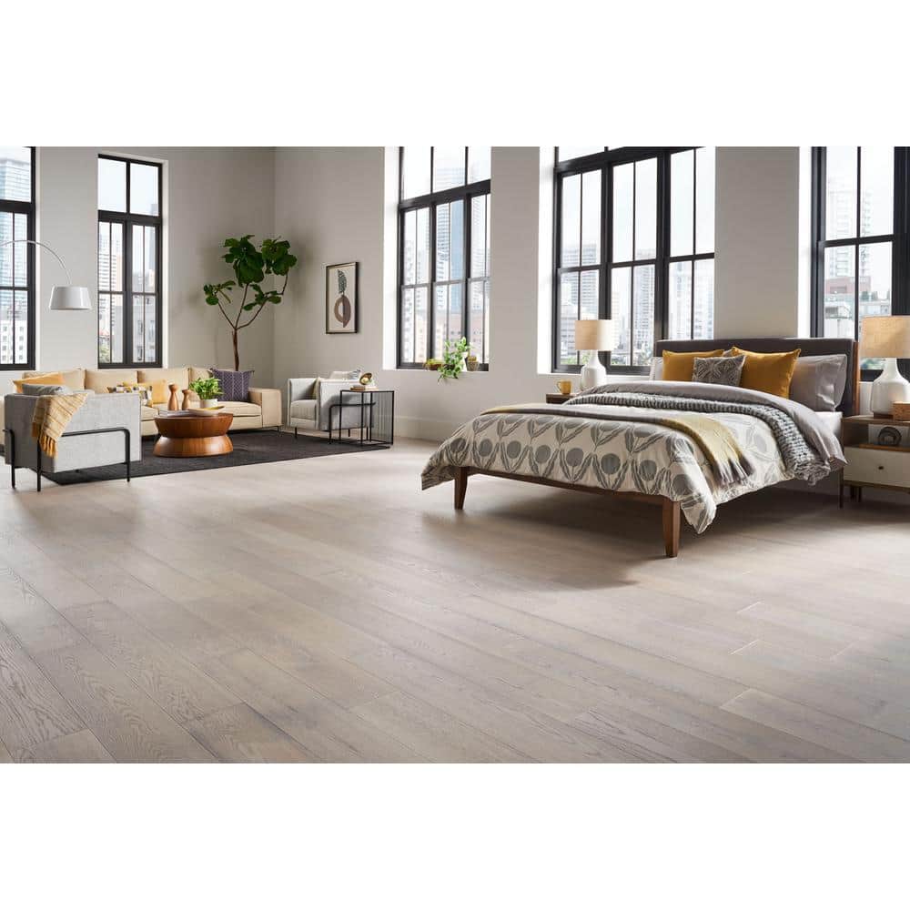 Pergo Defense+ Claremore Bay Oak 3/8 in. T x 7.5 in. W Click Lock Wire Brushed Engineered Hardwood Flooring (24.5 sq.ft./case)