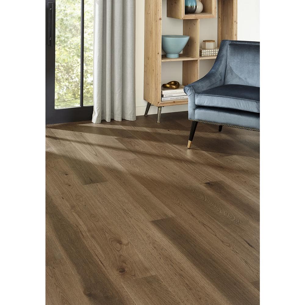 ASPEN FLOORING Crown Hickory 1/2 in. T x 7.5 in. W Water Resistant Wire Brushed Engineered Hardwood Flooring (31.09 sqft/case)