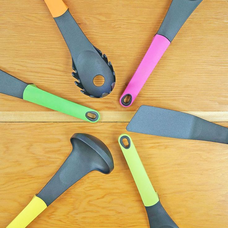 Kitchen Pieces with Holder (Set of 7)
