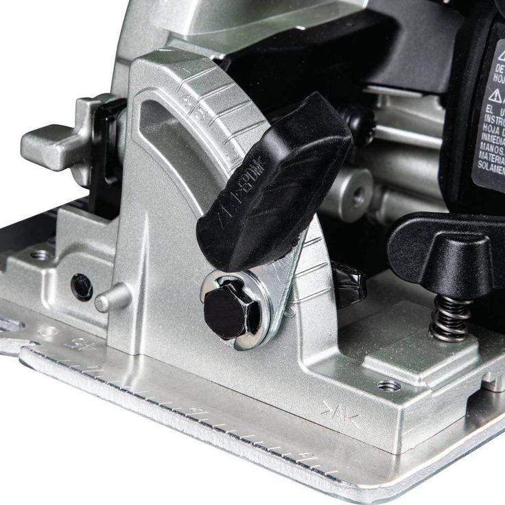 18-Volt LXT Lithium-Ion Sub-Compact Brushless Cordless 6-1/2 in. Circular Saw AWS Capable (Tool-Only)