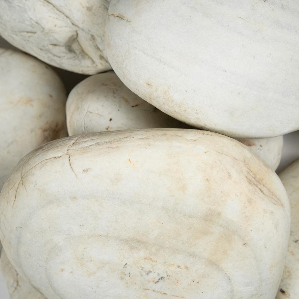 13 cu.ft. per Pallet Extra Large (7 in. to 14 in.) Sahara White Natural Boulder Rocks (27-Pieces/Covers 13 cu. ft.) - Super Arbor