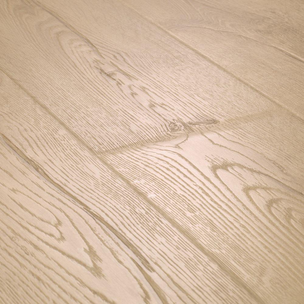 Pergo Outlast+ Waterproof Southport Oak 10 mm T x 6.14 in. W x 47.24 in. L Laminate Flooring (16.12 sq. ft. / case)