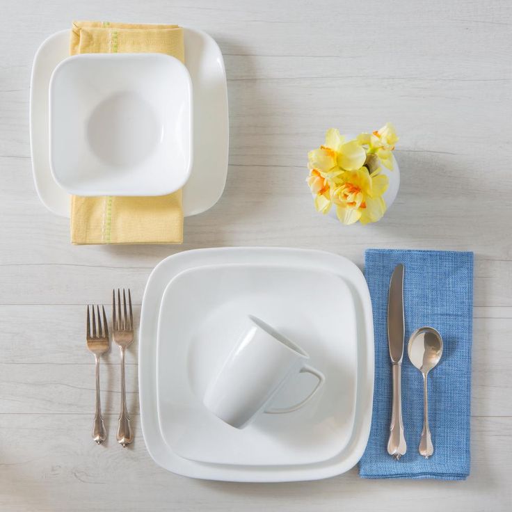 16-Piece Patterned White Glass Dinnerware Set (Service for 4)