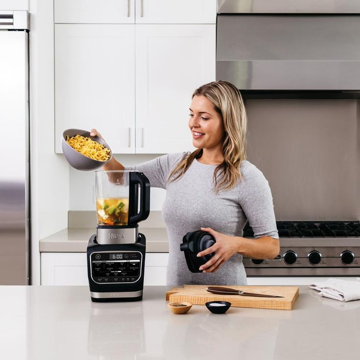 Foodi 64 oz. Single High Speed Black Cold and Hot Blender