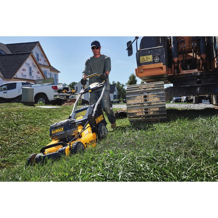 DEWALT 20 in. 20V MAX Lithium Ion Cordless Battery Walk Behind Push Lawn Mower with (4) 5.0Ah Batteries and Charger Included