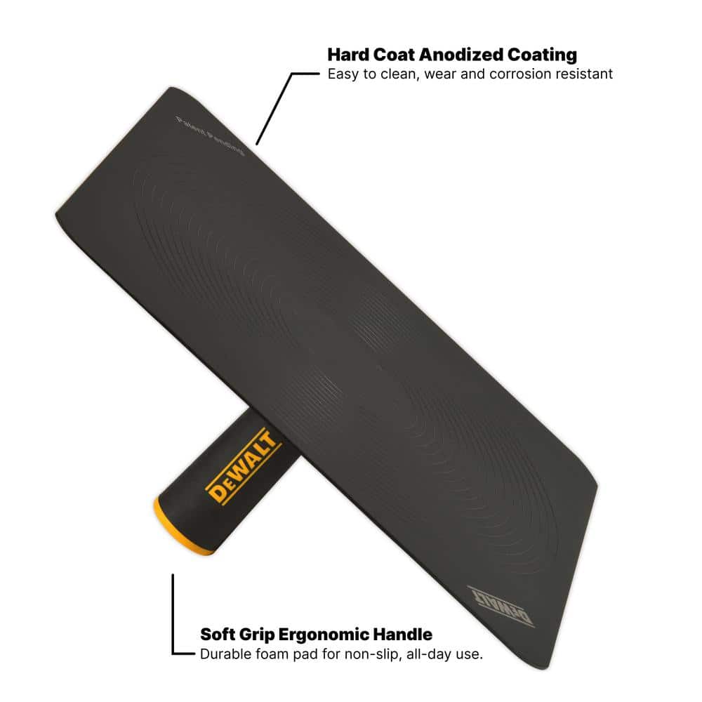 DEWALT 0.7 mm Curved Trowel and Hawk Set