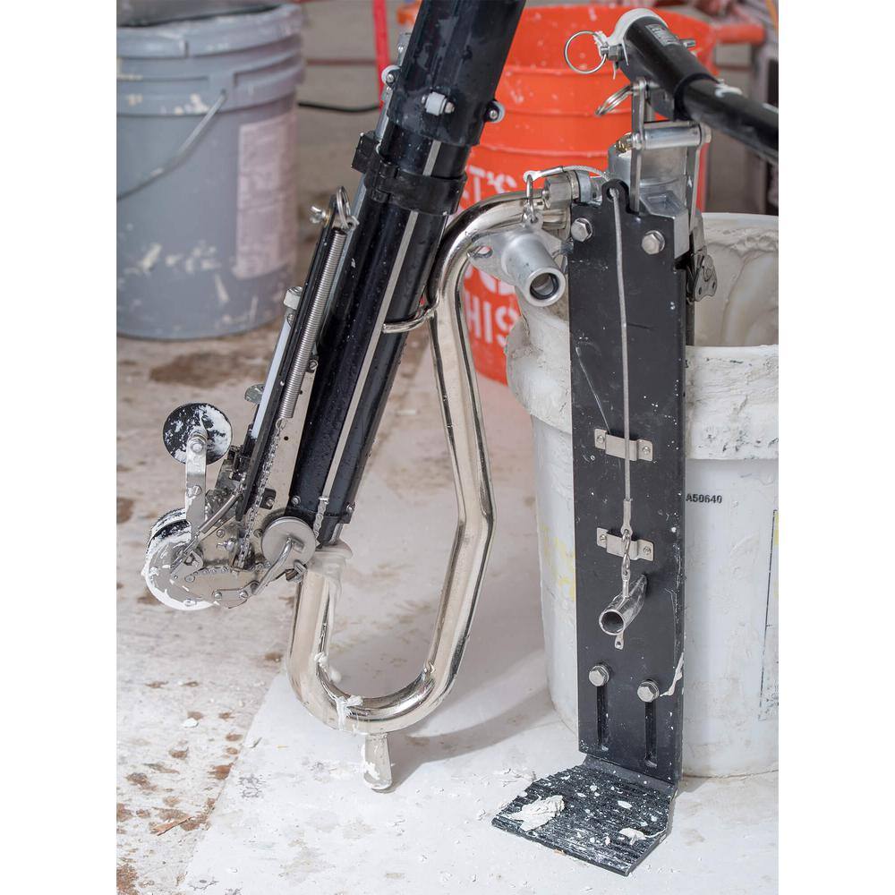 DEWALT Drywall Compound Pump Gooseneck
