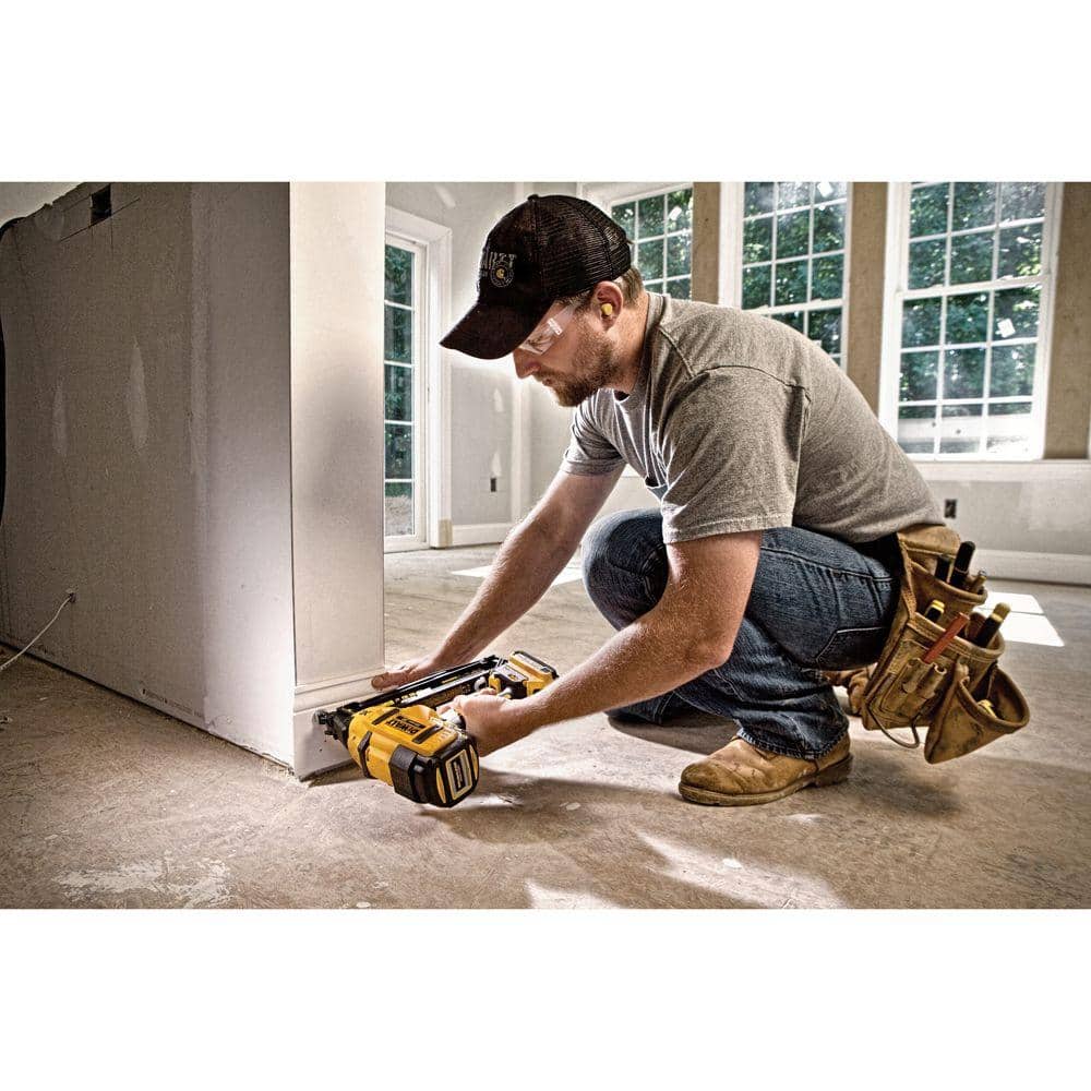 DEWALT 20V MAX XR Lithium-Ion Electric Cordless 16-Gauge Angled Finishing Nailer (Tool Only)