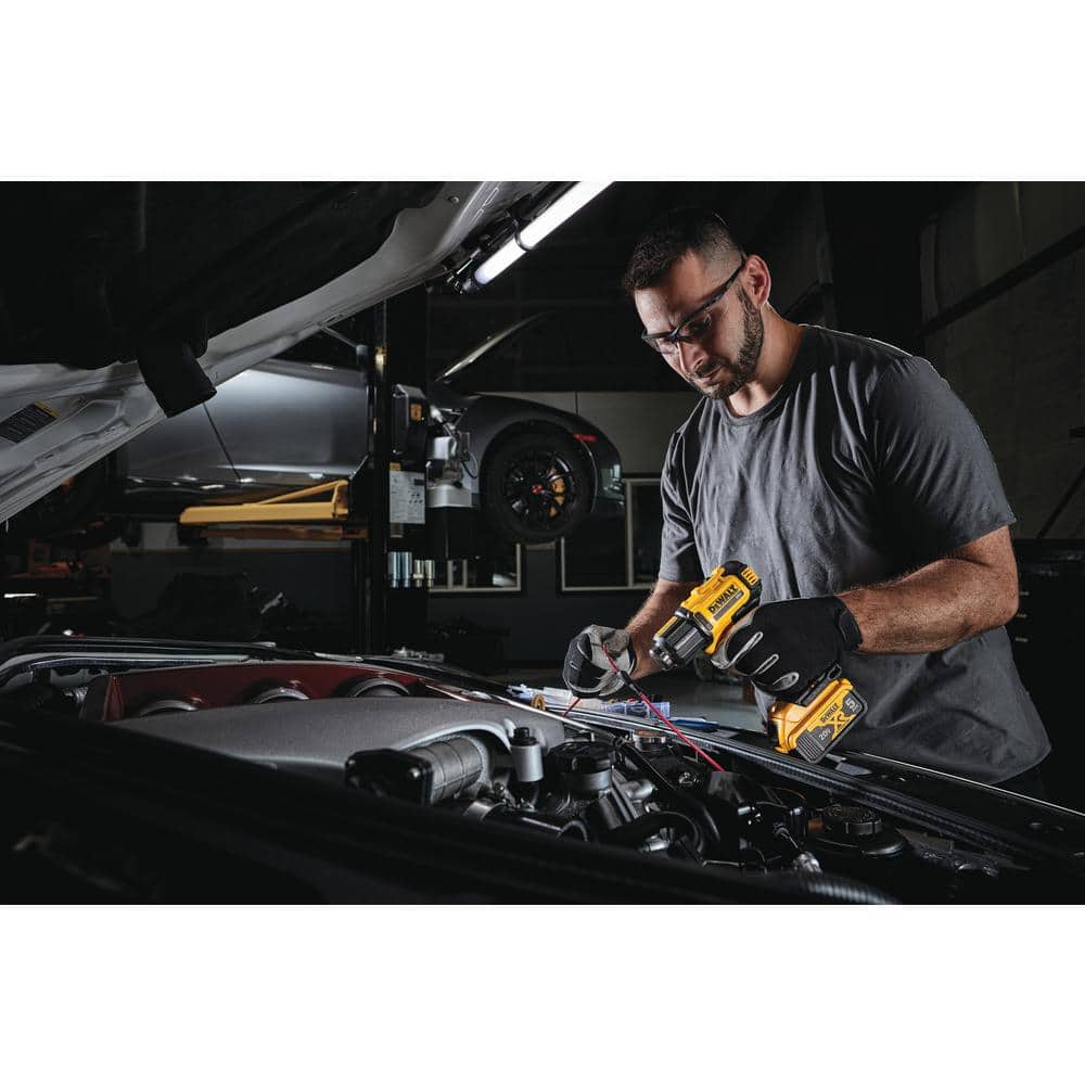 DEWALT 20V MAX Cordless Compact Heat Gun with Flat and Hook Nozzle Attachments