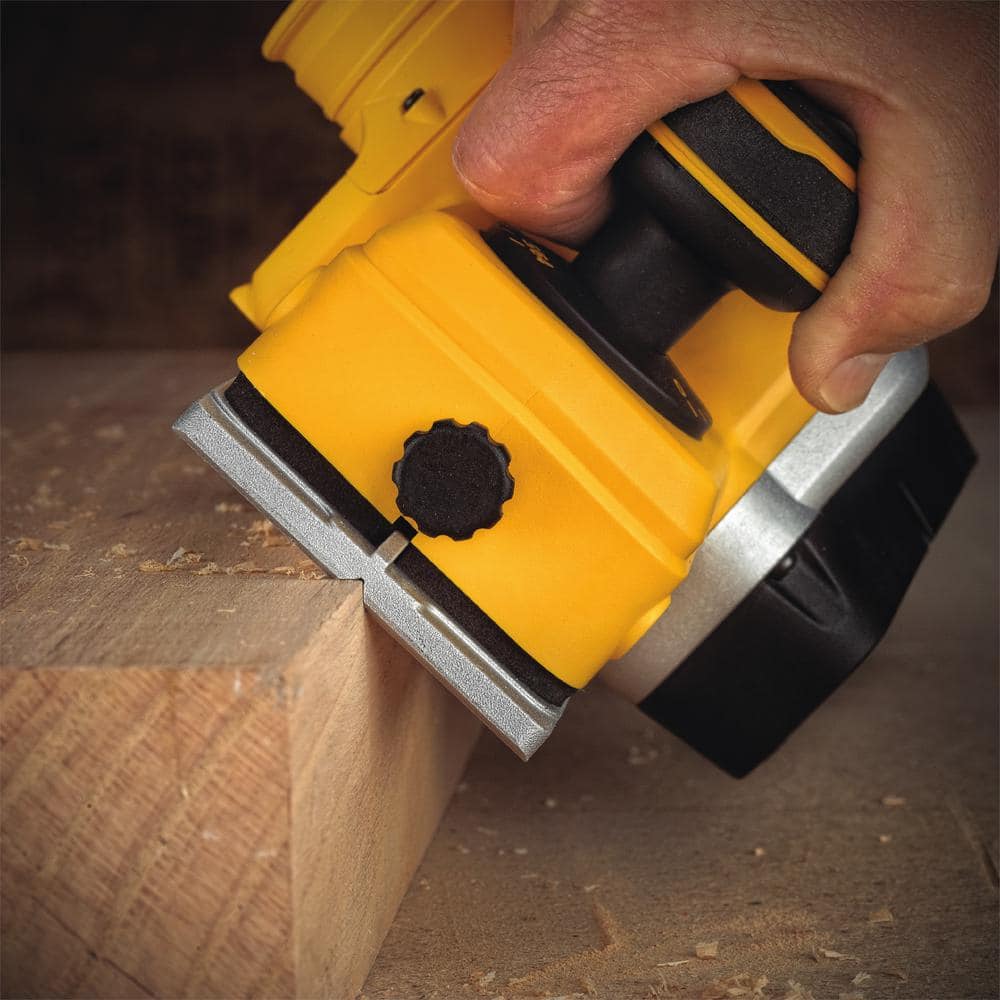 DEWALT 20V MAX XR Cordless Brushless 3-1/4 in. Planer (Tool Only)