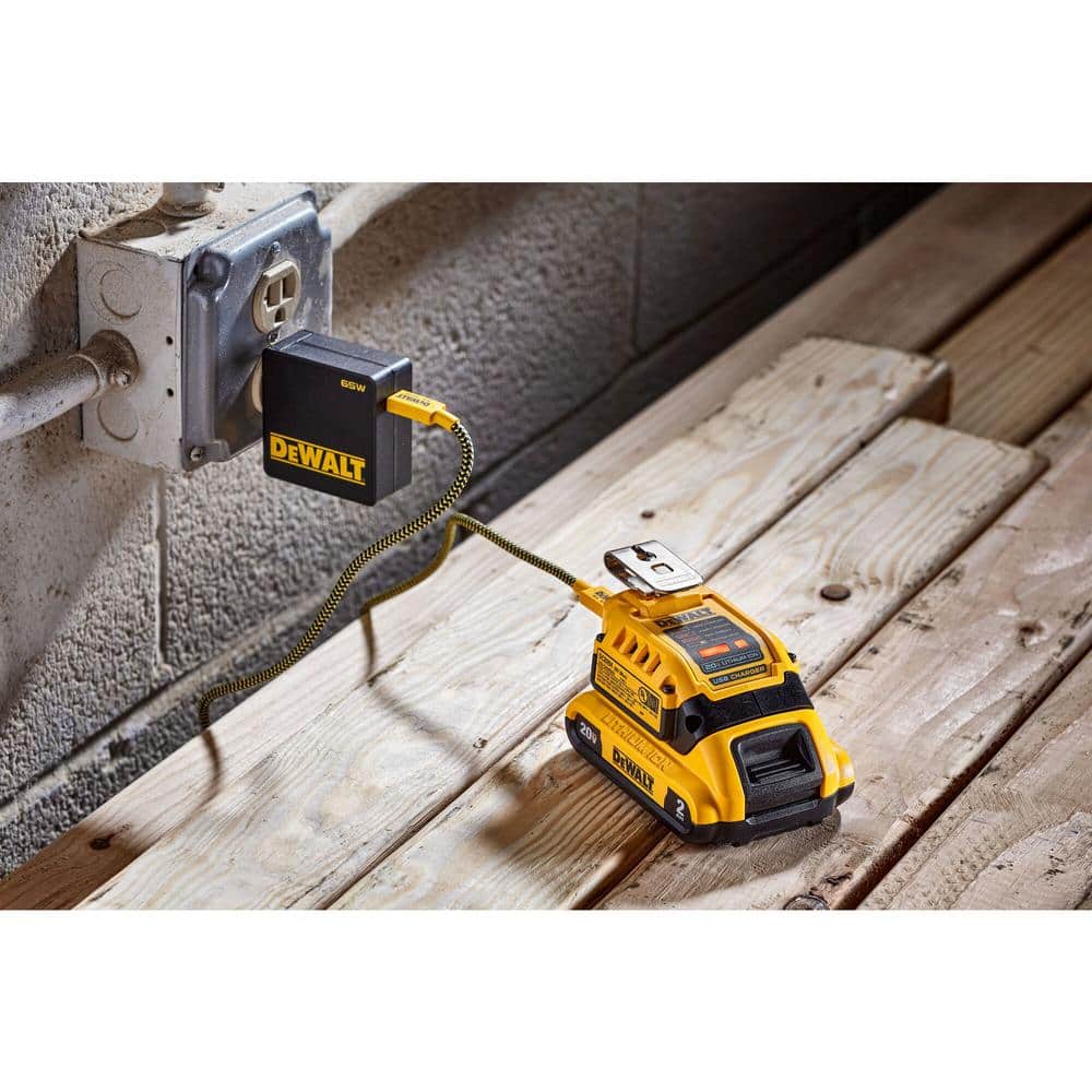 DEWALT 20V MAX Charger and USBC Adaptor Kit