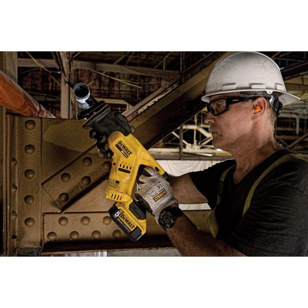 DEWALT 20V MAX Lithium-Ion Cordless Compact Reciprocating Saw Kit with 5Ah Battery, Charger and Contractor Bag