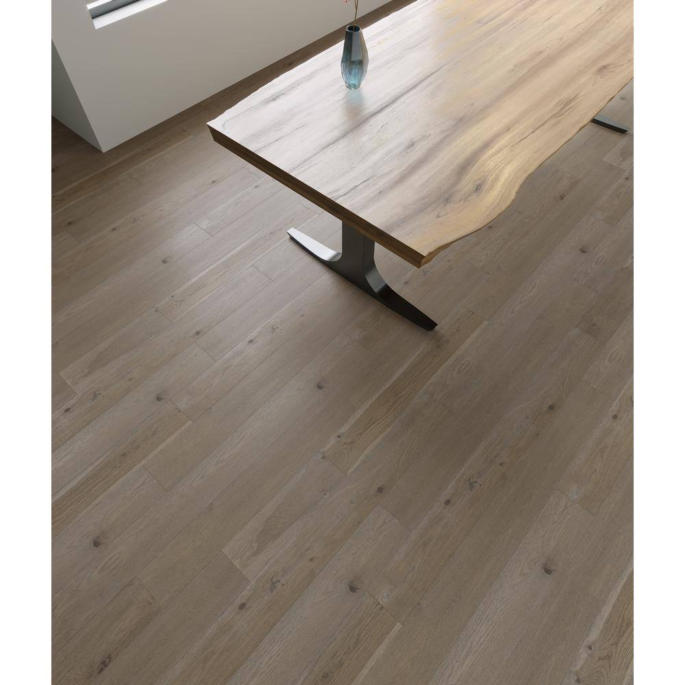 ACQUA FLOORS Dexter Oak 1/4 in. T x 5 in. W Click Lock Wire Brushed Engineered Hardwood Flooring (16.68 sq.ft./case)
