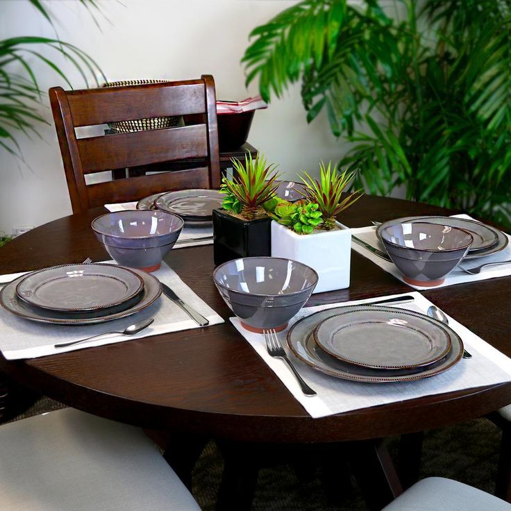 Terranea 12-Piece Rustic Grey Earthenware Dinnerware Set (Service for 4)