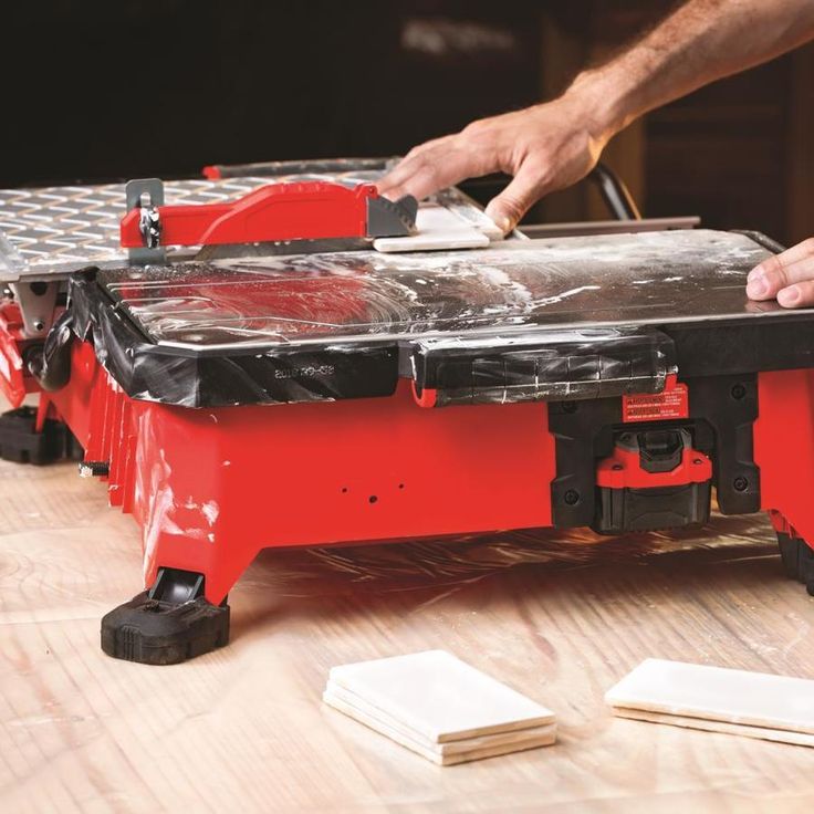 CRAFTSMAN 7-in 30-Amp Tabletop Sliding Table Tile Saw