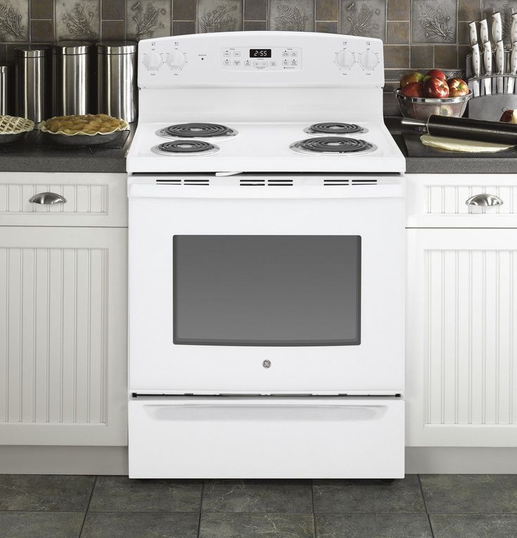 GE 30-in 4 Elements 5-cu ft Freestanding Electric Range (White)
