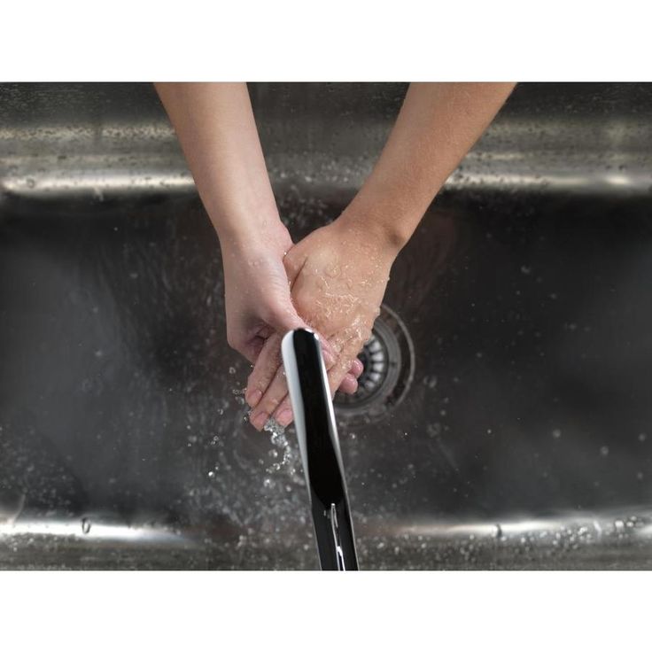 Peerless Choice Chrome 1-Handle Deck-Mount Low-Arc Handle Kitchen Faucet