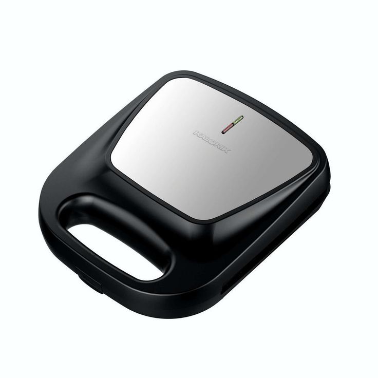 1400 W 4-Waffle Black Classic American Waffle Maker