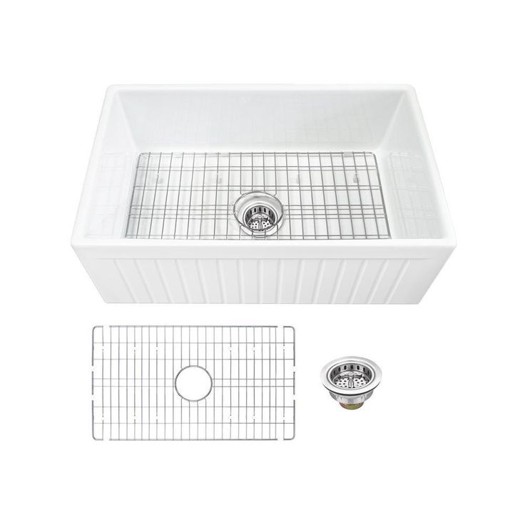 Farmhouse Apron Front Fireclay 33 in. Fluted Single Bowl Kitchen Sink in White with Grid and Strainer