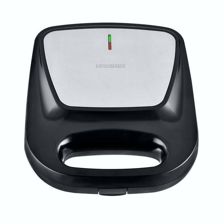 1400 W 4-Waffle Black Classic American Waffle Maker