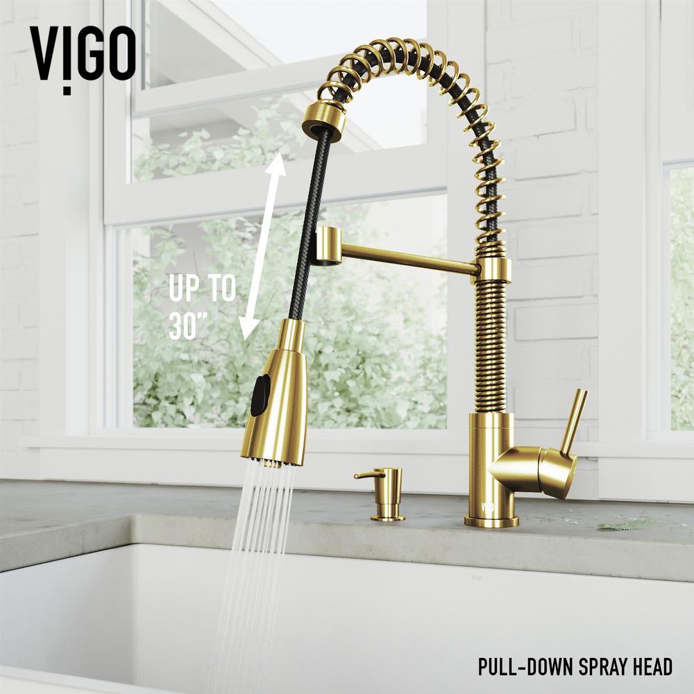 Brant Single-Handle Pull-Down Sprayer Kitchen Faucet with Soap Dispenser in Matte Gold - Super Arbor