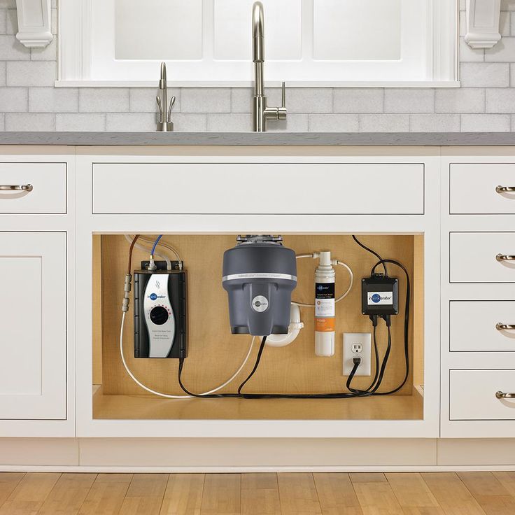 InSinkErator Evolution Compact 3/4 HP Continuous Feed Garbage Disposal