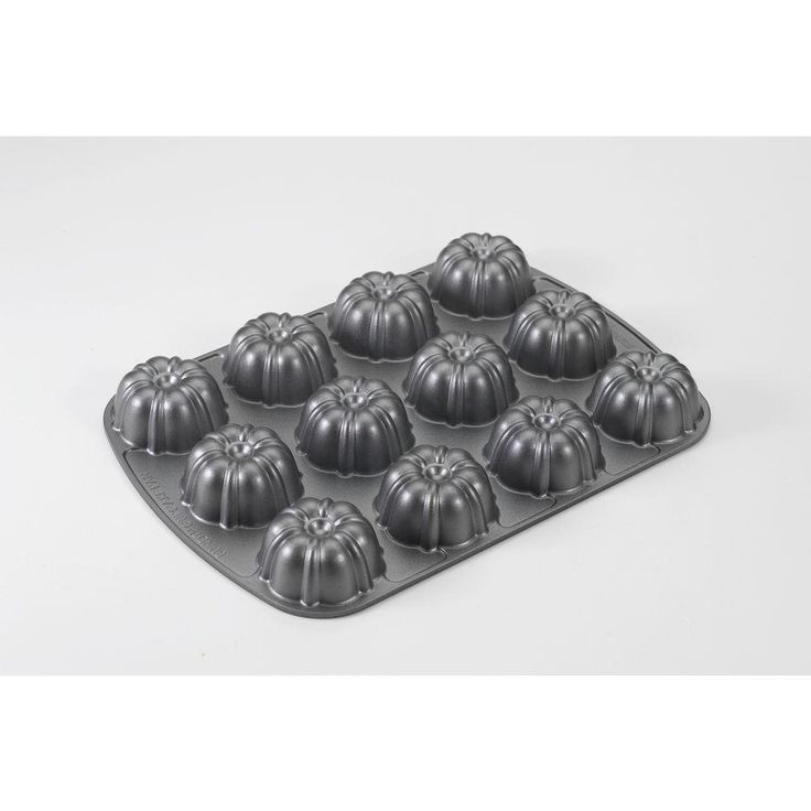 Fluted Brownie Pan