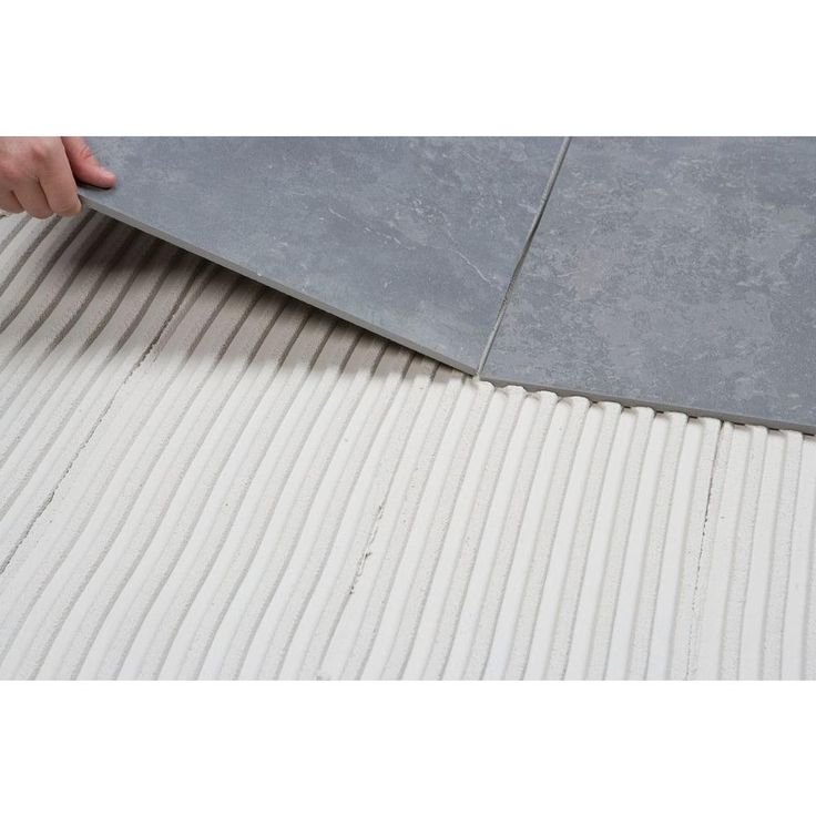 Custom Building Products VersaBond-LFT 50 lbs. White Fortified Medium Bed Mortar