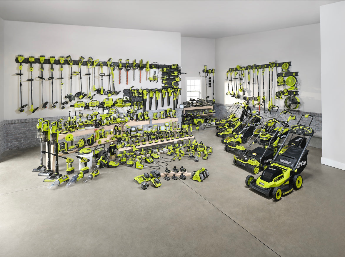 RYOBI ONE+ 18V Cordless 3/8 in. Drill/Driver Kit with 1.5 Ah Battery and Charger, Black Oxide Drill & Drive Set (31-Piece)