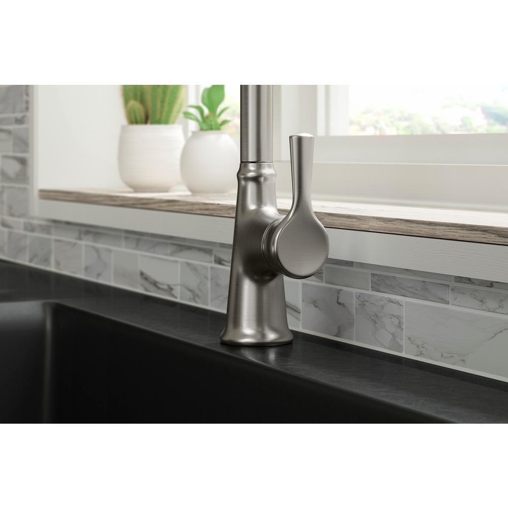 Tyne Single-Handle Pull-Down Sprayer Kitchen Faucet in Vibrant Stainless - Super Arbor