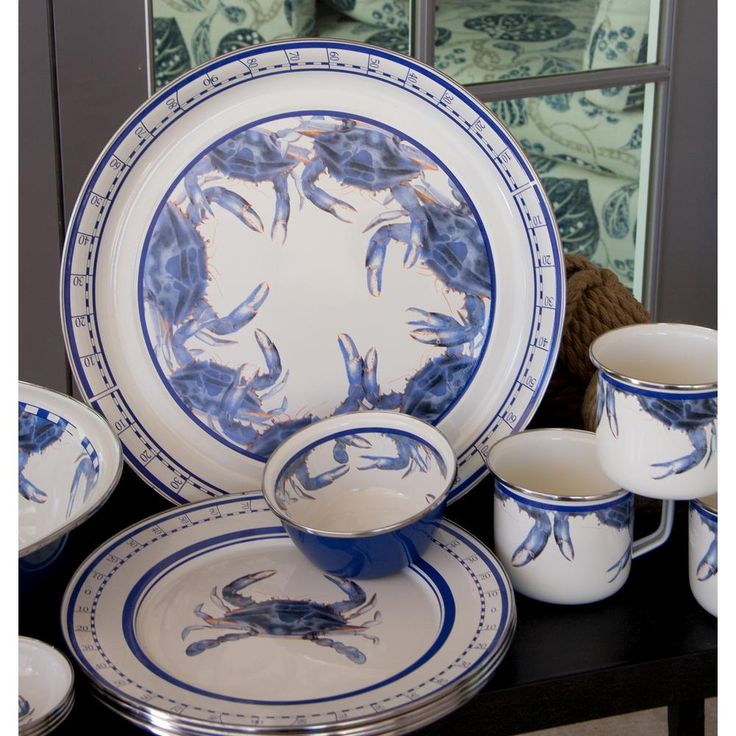 10.5 in. Blue Crab Enamelware Round Dinner Plate Set of 4
