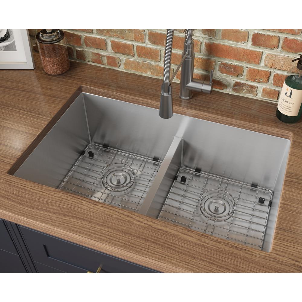 Undermount Stainless Steel 30 in. 50/50 Low Divide Double Bowl 16-Gauge Kitchen Sink - Super Arbor