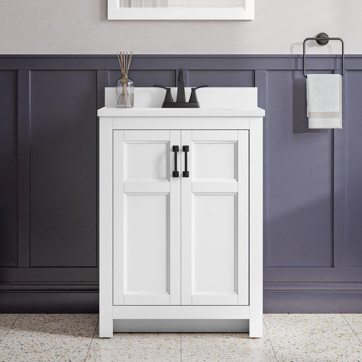 Style Selections Lowry 25-in White Single Sink Bathroom Vanity with White Acrylic Top
