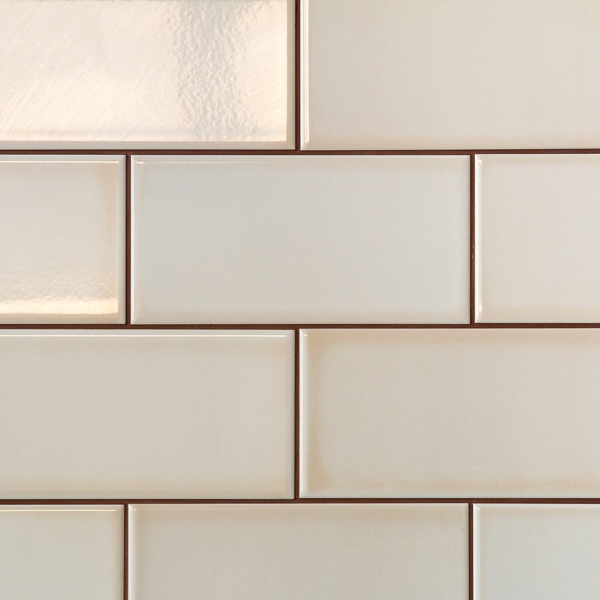 Vector Hueso White 4x8 Polished Ceramic Subway Tile