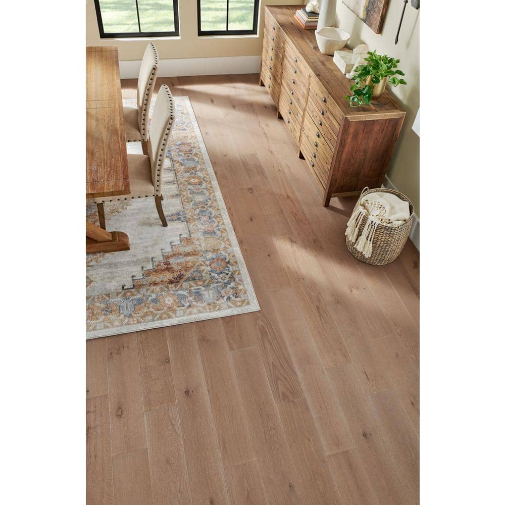 Pergo Defense+ Glen Canyon Oak 3/8 in. T x 7.5 in. W Click Lock Engineered Hardwood Flooring (24.54 sq. ft./Case)
