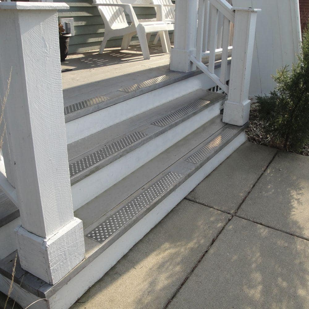 Handi Treads HandiTreads . 1 in. x 30 in. x 2.75 in. Gray Silver Bullnose No return Aluminum Nosing Tread kit with 9 Screws